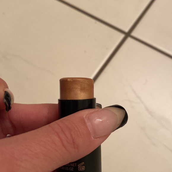 NUDESTIX glow highlighter - hey honey - Picture 5 of 7